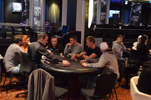 NULL | 2016/11 - Master Classics of Poker - #17 €10.000 High Roller 8-Max Re-entry