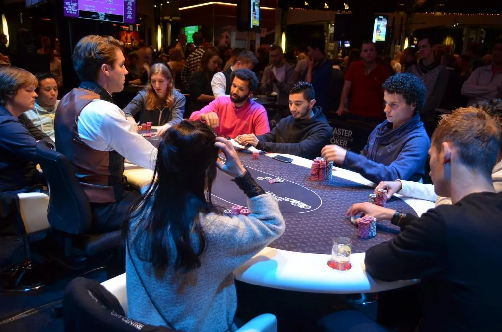 Finaletafel €750 Single Re-entry | 2016/11 - Master Classics of Poker - #24 €750 NLH Single Re-entry