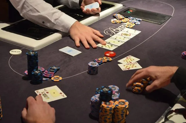 Keijzer vs Van Wieringen | 2016/12 - Venlo Poker Series - €1.000 Main Event Single Re-entry