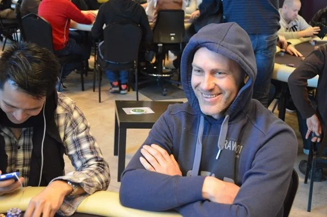 Ivo Schoofs | 2016/12 - Valkenburg Poker Series - €500 NLHE Main Event Re-entry 