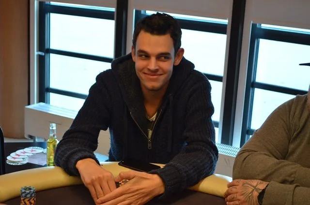 Bonno van den Hout | 2016/12 - Valkenburg Poker Series - €500 NLHE Main Event Re-entry 