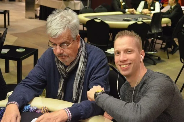 Gunter Fürst & fanboy | 2016/12 - Valkenburg Poker Series - €500 NLHE Main Event Re-entry 