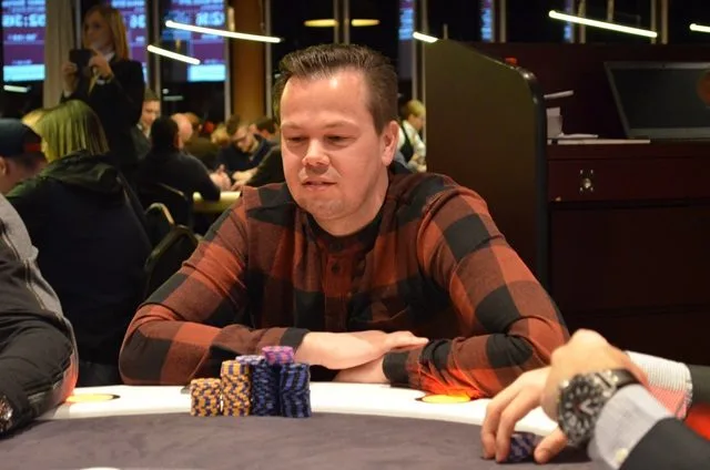 Ron Janssen | 2016/12 - Valkenburg Poker Series - €500 NLHE Main Event Re-entry 
