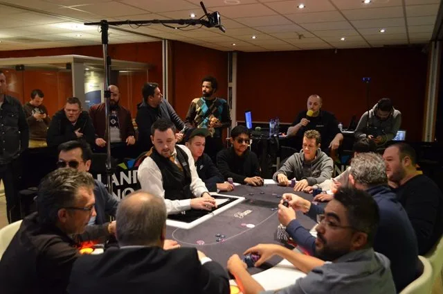 FT | 2016/12 - Valkenburg Poker Series - €500 NLHE Main Event Re-entry 