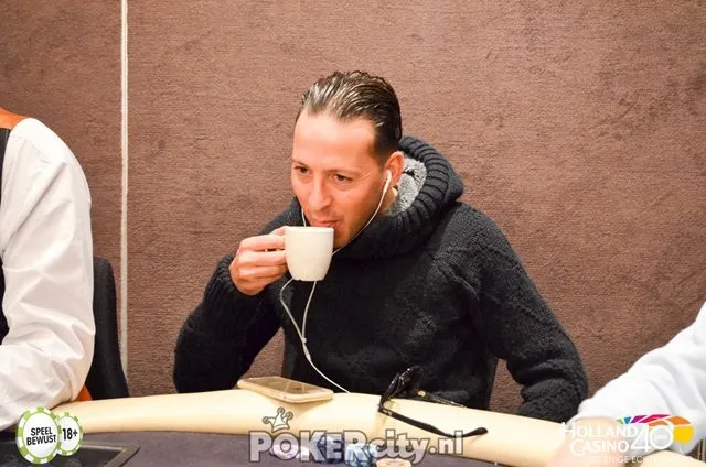 Paul Gresel | 2017/01 - Utrecht Poker Series - €700 NLHE Main Event 