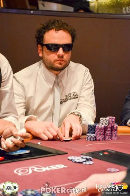 © 2026 Pokercity | Julian Hazelhof | 2017/04 - Rotterdam Poker Series - €600 NLHE PSKO Re-entry (€300+€300) Julian Hazelhof | 2017/04 - Rotterdam Poker Series - €600 NLHE PSKO Re-entry (€300+€300)