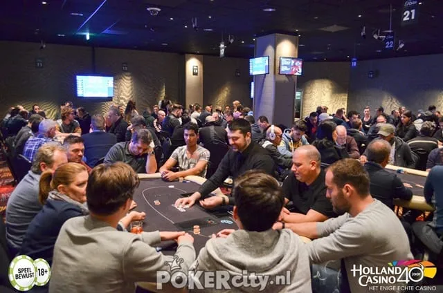 © 2026 Pokercity | Speelzaal Dag 1A | 2017/04 - Rotterdam Poker Series - €700 NLHE Main Event Single Re-entry Speelzaal Dag 1A | 2017/04 - Rotterdam Poker Series - €700 NLHE Main Event Single Re-entry