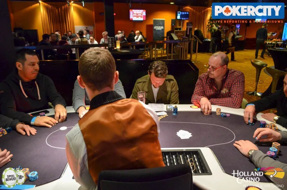 Tafel 15 | 2018/03 - Venlo Poker Series - VePS: €780 NLHE Main Event