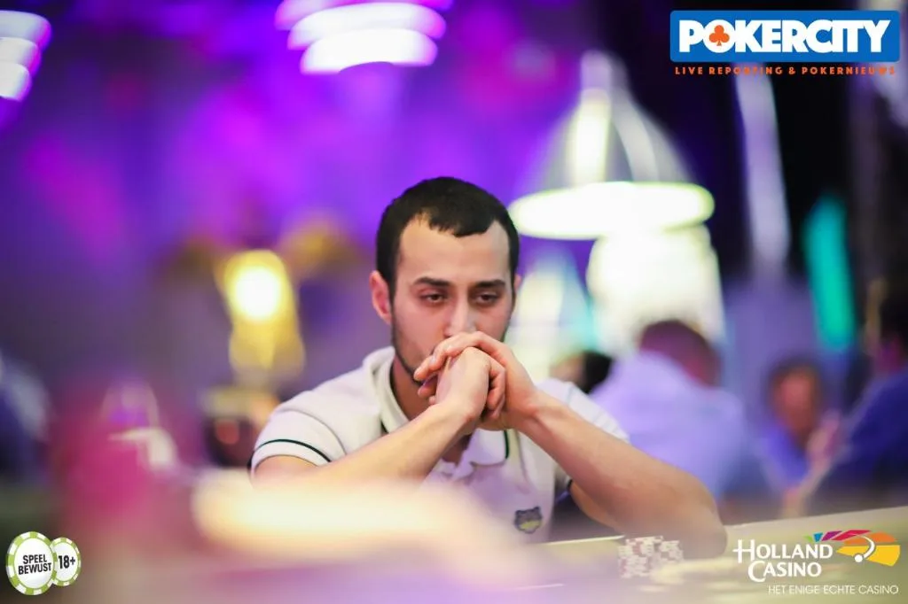 © 2026 Pokercity | Mohammed el Razouki | 2018/12 - Dutch Open Poker Series - €3.250 NLHE High Roller Re-Entry Mohammed el Razouki | 2018/12 - Dutch Open Poker Series - €3.250 NLHE High Roller Re-Entry