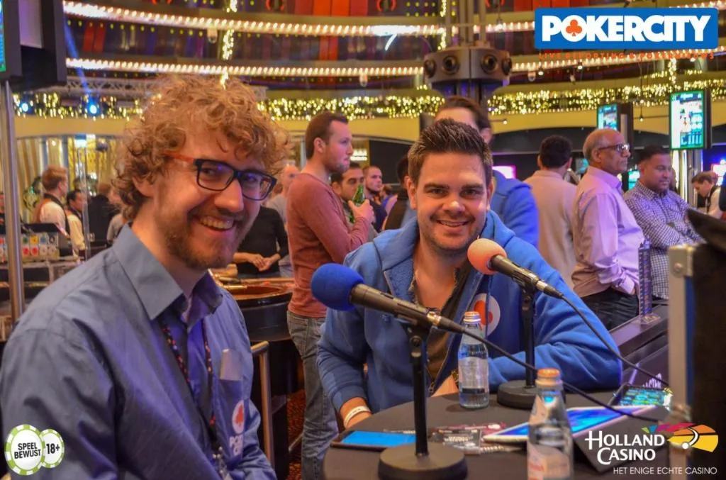 Commentatoren Sander van Wesemael & Mark Roovers | 2018/11 - Master Classics of Poker - €4.300 NLHE Main Event Single Re-entry