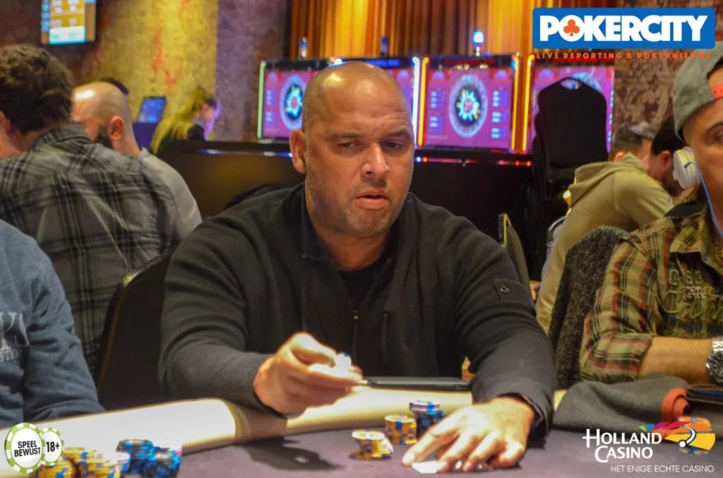© 2026 Pokercity | Robert Soogea | 2018/12 - Venlo Poker Series - €780 NLHE Main Event Robert Soogea | 2018/12 - Venlo Poker Series - €780 NLHE Main Event