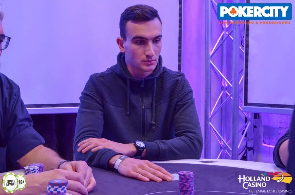 © 2026 Pokercity | Chris Taramas | 2018/12 - Dutch Open Poker Series - €150 NLHE Dutch Open Cup Chris Taramas | 2018/12 - Dutch Open Poker Series - €150 NLHE Dutch Open Cup
