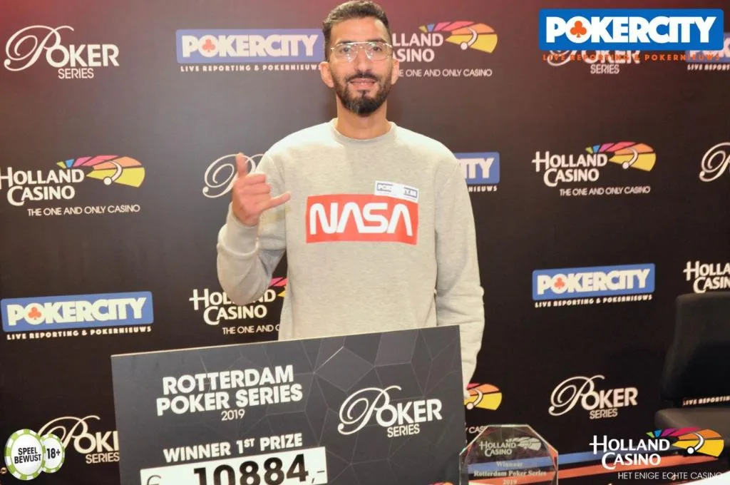 © 2026 Pokercity | Winnaar €550 NLH Bigstack Single Re-entry: Achie Hermano | 2019/04 - Rotterdam Poker Series - €550 NLH Bigstack Single Re-entry Winnaar €550 NLH Bigstack Single Re-entry: Achie Hermano | 2019/04 - Rotterdam Poker Series - €550 NLH Bigstack Single Re-entry