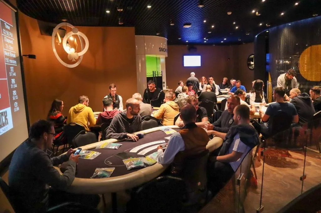 Start Dag 2 Leeuwarden Main Event | 2019/09 - Leeuwarden Poker Series - €440 NLHE Main Event