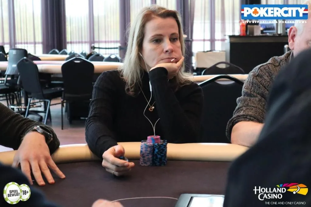Marion Adriaans | 2019/10 - Valkenburg Poker Series - €450 NLHE Main Event