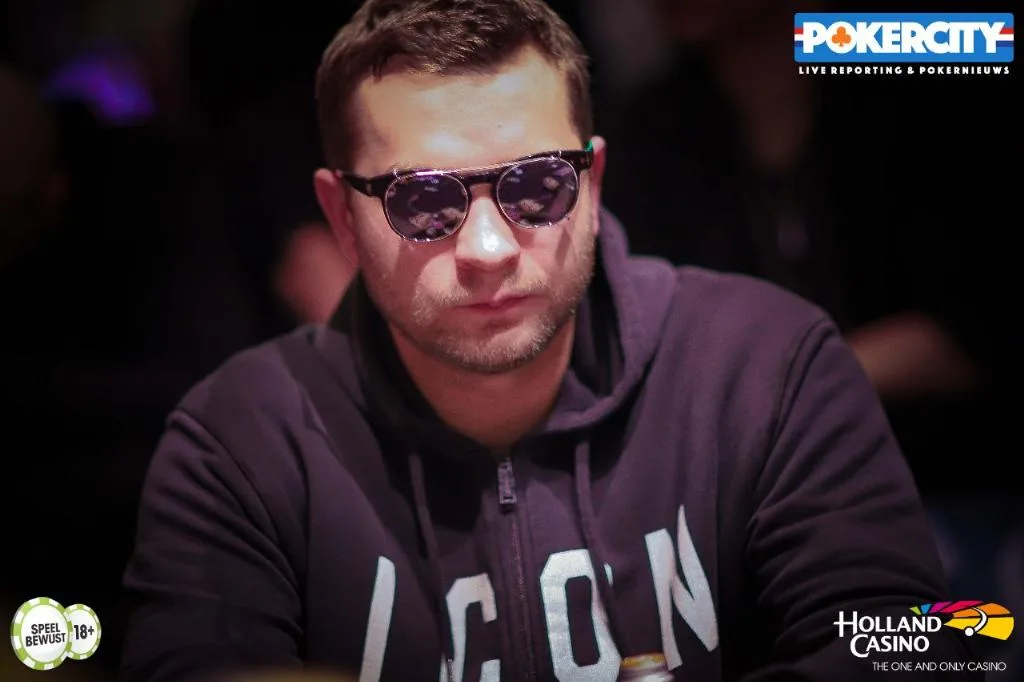 © 2026 Pokercity | Sergey Verkhoturov | 2019/11 - Master Classics of Poker - #2 - €3.250 PLO High Roller Sergey Verkhoturov | 2019/11 - Master Classics of Poker - #2 - €3.250 PLO High Roller