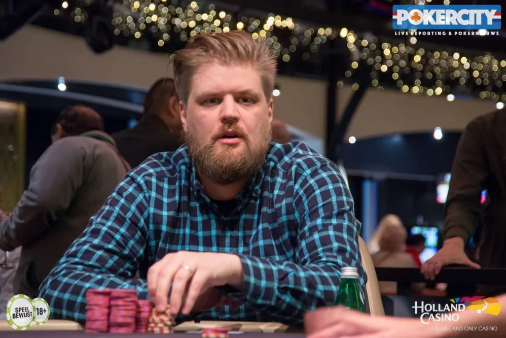 © 2026 Pokercity | Simo Raikkonen | 2019/11 - Master Classics of Poker - #4 - €300 NLH Unlimited re-entry Simo Raikkonen | 2019/11 - Master Classics of Poker - #4 - €300 NLH Unlimited re-entry