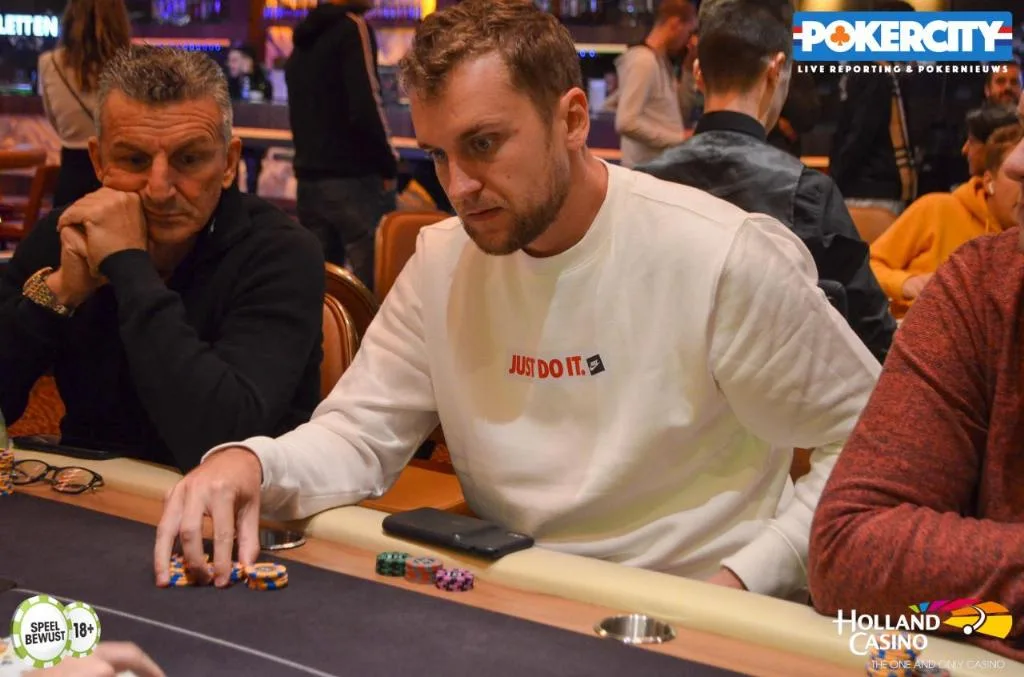 © 2026 Pokercity | Ryan Riess | 2019/11 - Master Classics of Poker - #7 - €4.300 NLH Main Event Ryan Riess | 2019/11 - Master Classics of Poker - #7 - €4.300 NLH Main Event