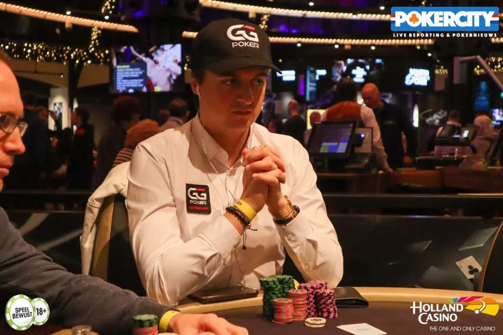 © 2026 Pokercity | Michiel Van Elsacker | 2019/11 - Master Classics of Poker - #7 - €4.300 NLH Main Event Michiel Van Elsacker | 2019/11 - Master Classics of Poker - #7 - €4.300 NLH Main Event
