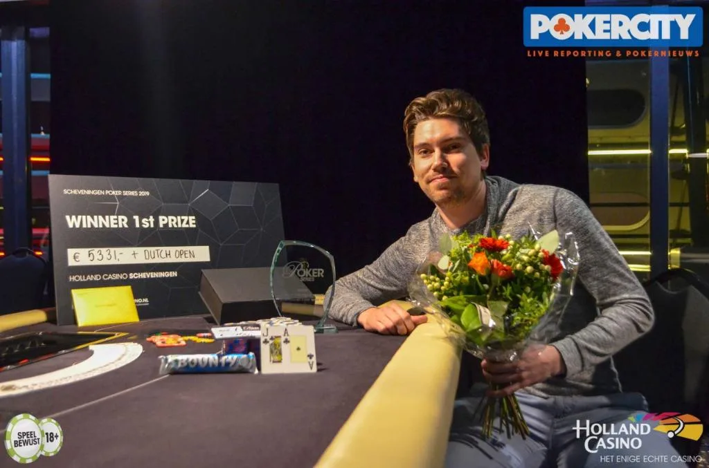 © 2026 Pokercity | Winnaar €330 NLHE Progressive Bounty: Fedor Koeleman | 2019/02 - Scheveningen Poker Series - €330 NLHE Progressive Bounty Winnaar €330 NLHE Progressive Bounty: Fedor Koeleman | 2019/02 - Scheveningen Poker Series - €330 NLHE Progressive Bounty