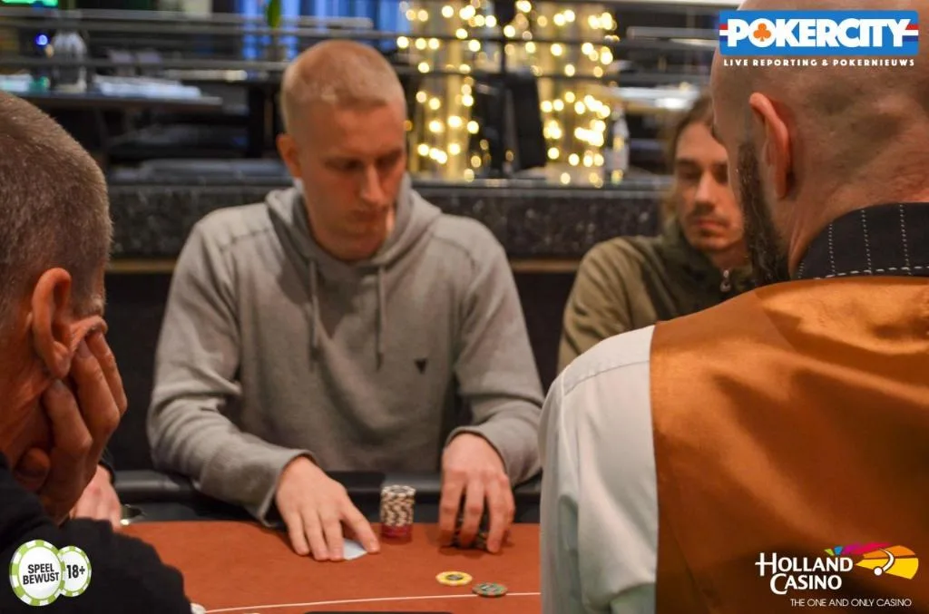 © 2026 Pokercity | Aki Vihikainen | 2019/11 - Master Classics of Poker - #2 - €3.250 PLO High Roller Aki Vihikainen | 2019/11 - Master Classics of Poker - #2 - €3.250 PLO High Roller