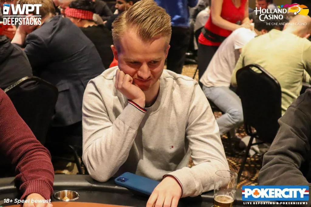 © 2026 Pokercity | Rens Pleijster | 2022/03 - WPT DeepStacks Amsterdam - #6 - €2.200 High Roller 8-Max Rens Pleijster | 2022/03 - WPT DeepStacks Amsterdam - #6 - €2.200 High Roller 8-Max