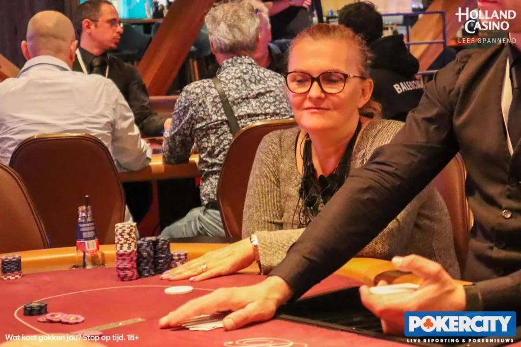 Linda van de Ree | 2022/04 - Rotterdam Poker Series - #3 - €770 NLHE Main Event