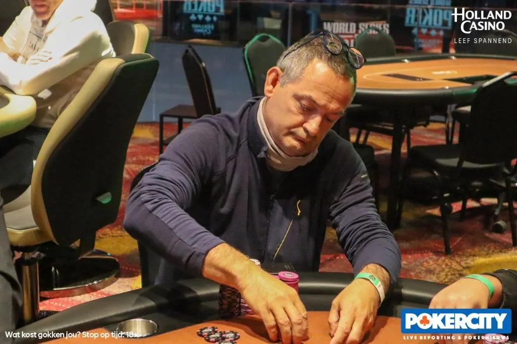 © 2026 Pokercity | Herve Decker | 2022/05 - WSOP Circuit Venlo - #7 - €780 6-max Re-entry Herve Decker | 2022/05 - WSOP Circuit Venlo - #7 - €780 6-max Re-entry