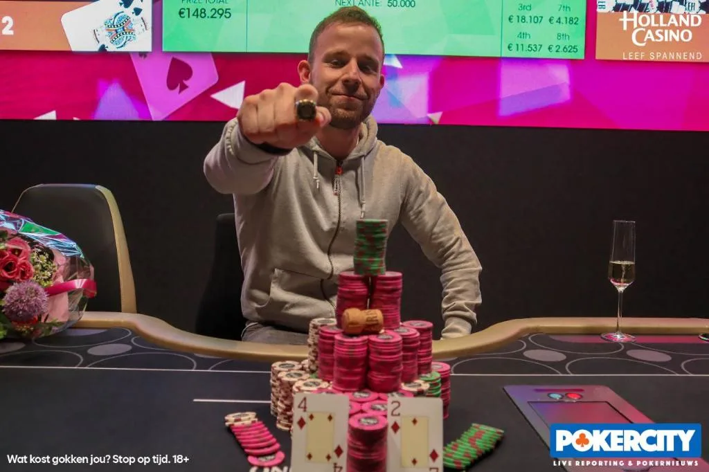 © 2026 Pokercity | Winnaar #7 - €780 6-max Re-entry: Erik Bauer | 2022/05 - WSOP Circuit Venlo - #7 - €780 6-max Re-entry Winnaar #7 - €780 6-max Re-entry: Erik Bauer | 2022/05 - WSOP Circuit Venlo - #7 - €780 6-max Re-entry