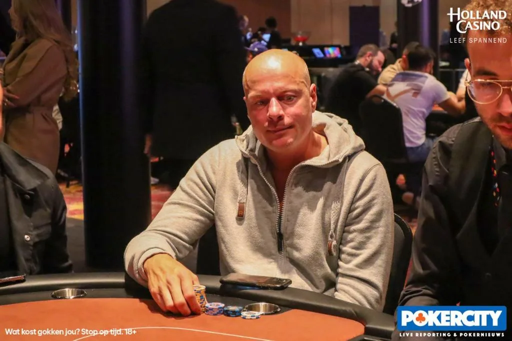 © 2026 Pokercity | Gert-Jan Kars | 2022/05 - WSOP Circuit Venlo - #12 - €1.100 Main Event (€500k GTD) Gert-Jan Kars | 2022/05 - WSOP Circuit Venlo - #12 - €1.100 Main Event (€500k GTD)