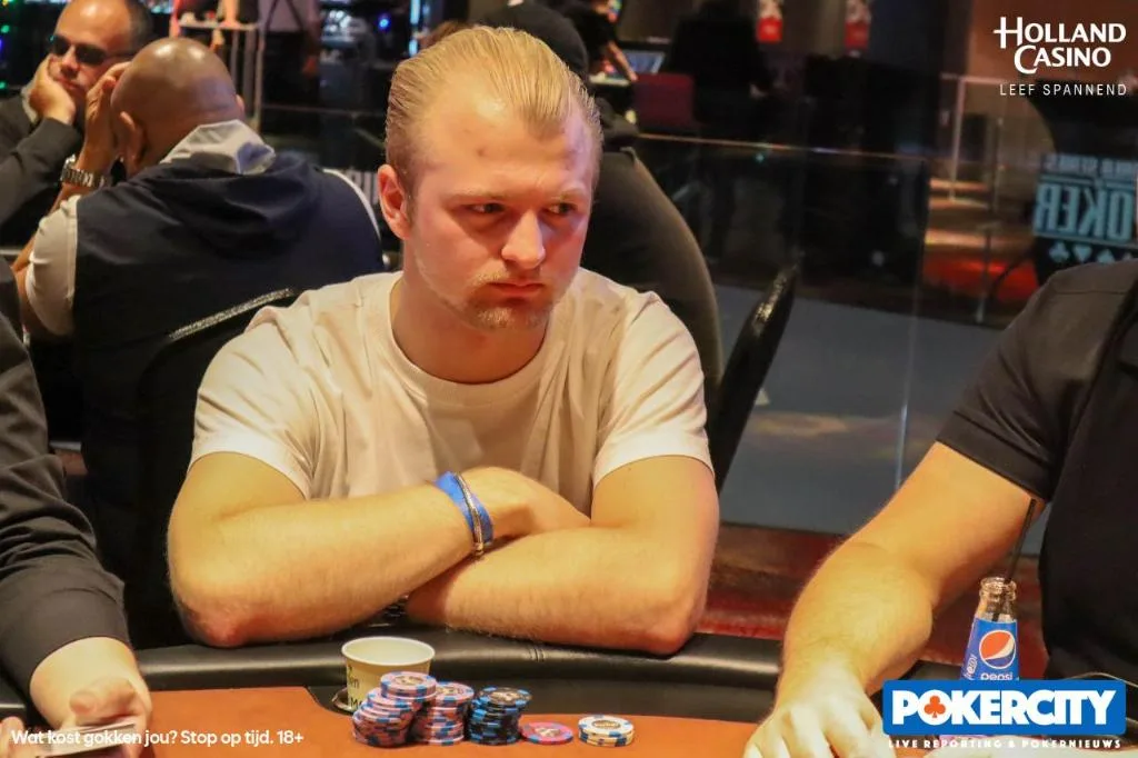 © 2026 Pokercity | Nick van Delden | 2022/05 - WSOP Circuit Venlo - #12 - €1.100 Main Event (€500k GTD) Nick van Delden | 2022/05 - WSOP Circuit Venlo - #12 - €1.100 Main Event (€500k GTD)