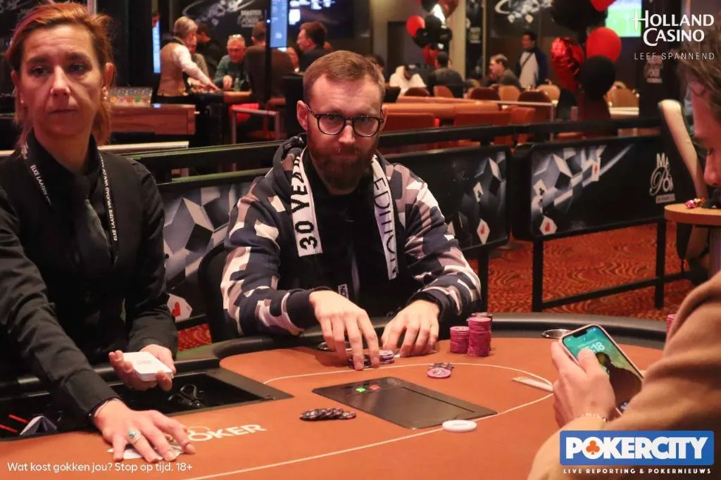 © 2026 Pokercity | Aliaksei Boika | 2022/11 - Master Classics of Poker - #7 - €6.000 NLH High Roller Aliaksei Boika | 2022/11 - Master Classics of Poker - #7 - €6.000 NLH High Roller