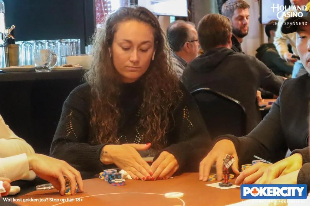 © 2026 Pokercity | Christa van Berkel | 2022/12 - Dutch Open Poker Series - #1 - €200 Dutch Open Cup Christa van Berkel | 2022/12 - Dutch Open Poker Series - #1 - €200 Dutch Open Cup