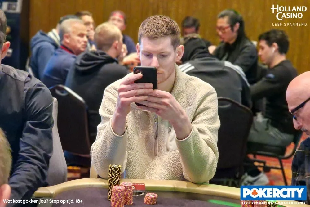 © 2026 Pokercity | Robbert van Sonsbeek | 2023/01 - Utrecht Poker Series - #2 - €455 NLH Mystery Bounty Robbert van Sonsbeek | 2023/01 - Utrecht Poker Series - #2 - €455 NLH Mystery Bounty