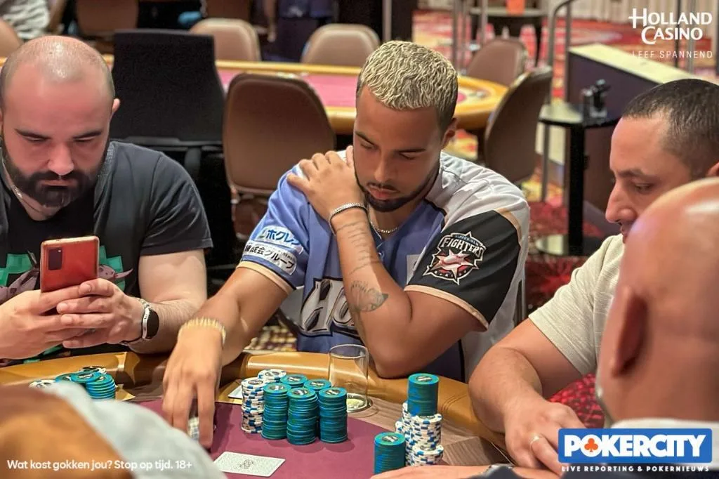 © 2026 Pokercity | B. Nelson Clark | 2023/09 - Small Ball Mystery Bounty Rotterdam - €200 Small Ball Mystery Bounty B. Nelson Clark | 2023/09 - Small Ball Mystery Bounty Rotterdam - €200 Small Ball Mystery Bounty