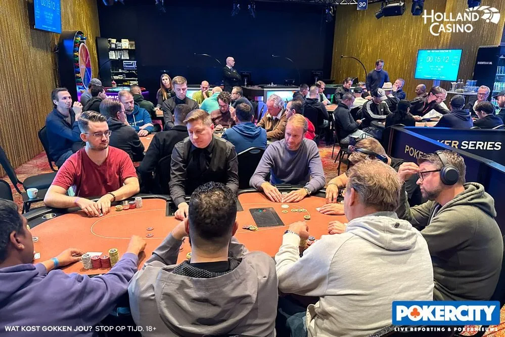 Speelzaal Dag 1B | 2024/09 - Utrecht Poker Series - #03 - €785  Main Event