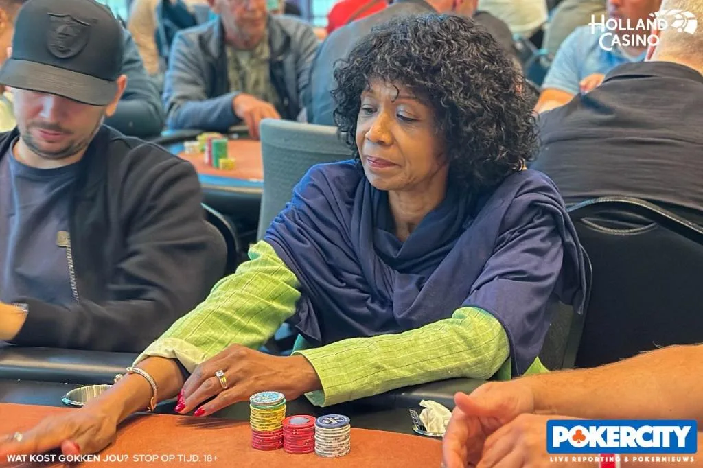 © 2026 Pokercity | Maureen Richters | 2025/06 – Valkenburg Poker Series - #03 - €565 Main Event Maureen Richters | 2025/06 – Valkenburg Poker Series - #03 - €565 Main Event