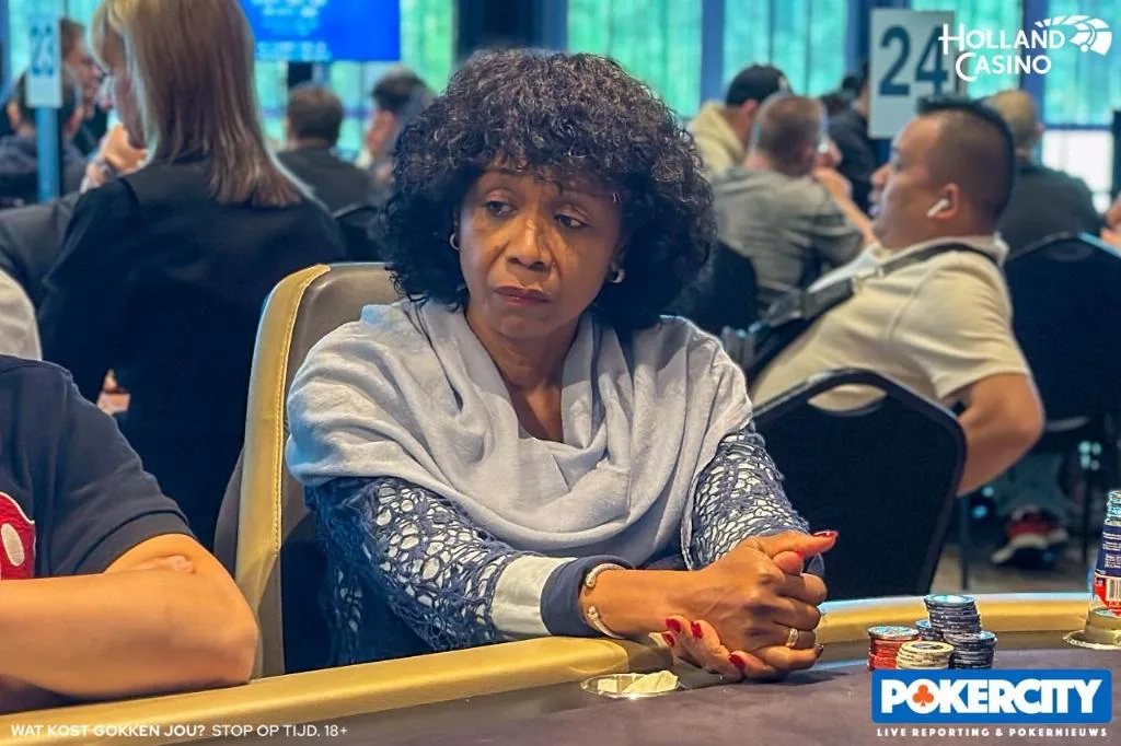 © 2026 Pokercity | Maureen Richters | 2025/06 – Valkenburg Poker Series - #03 - €565 Main Event Maureen Richters | 2025/06 – Valkenburg Poker Series - #03 - €565 Main Event