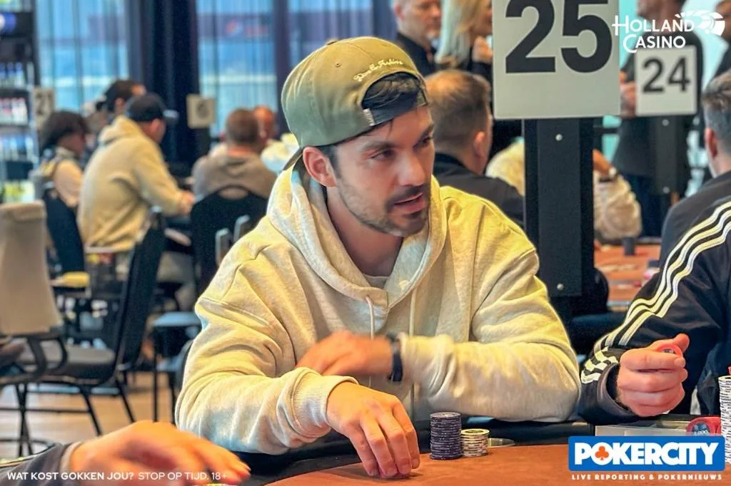 © 2026 Pokercity | Alex Muijrers | 2025/06 – Valkenburg Poker Series - #03 - €565 Main Event Alex Muijrers | 2025/06 – Valkenburg Poker Series - #03 - €565 Main Event