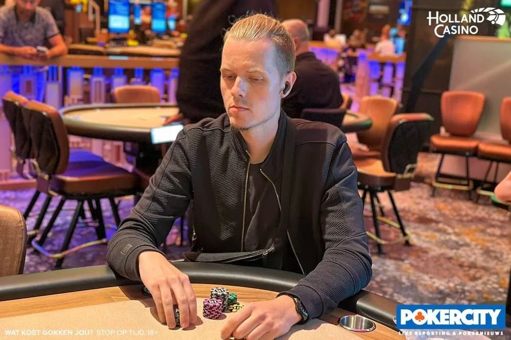 © 2026 Pokercity | Marco Niederdeppe | 2025/07 - Amsterdam Poker Series - #06 - €2.200 High Roller Marco Niederdeppe | 2025/07 - Amsterdam Poker Series - #06 - €2.200 High Roller