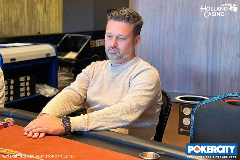© 2026 Pokercity | Nico Kurver | 2025/09 - Utrecht Poker Series - #06 - €1.650 High Roller Nico Kurver | 2025/09 - Utrecht Poker Series - #06 - €1.650 High Roller