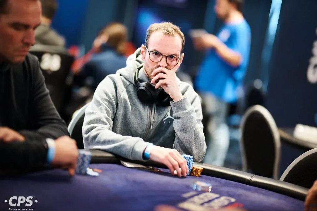 © 2026 Pokercity | Anton Deglinne | 2025/11 - Circus Poker Series 2025 - #08 - €2.200 CPS Main Event Anton Deglinne | 2025/11 - Circus Poker Series 2025 - #08 - €2.200 CPS Main Event
