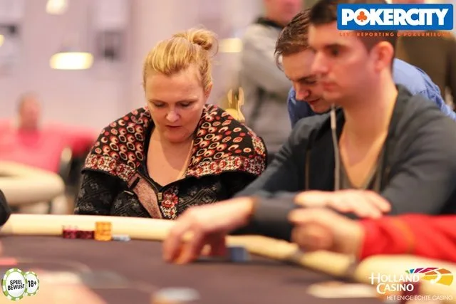 Linda v/d Ree | 2017/12 - Dutch Open Poker Series - €570 Team Event NLHE FO