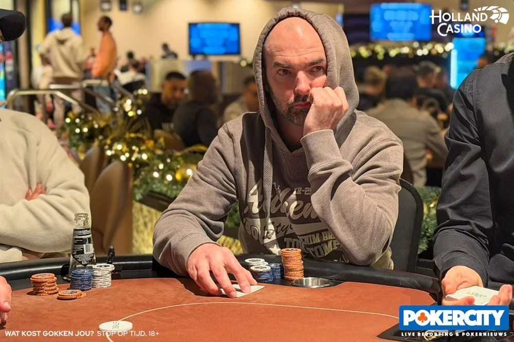 © 2026 Pokercity | Daniel Kruschinski | 2025/12 - Rounders Rotterdam - #08 - €300 MAIN EVENT 250K GTD Daniel Kruschinski | 2025/12 - Rounders Rotterdam - #08 - €300 MAIN EVENT 250K GTD