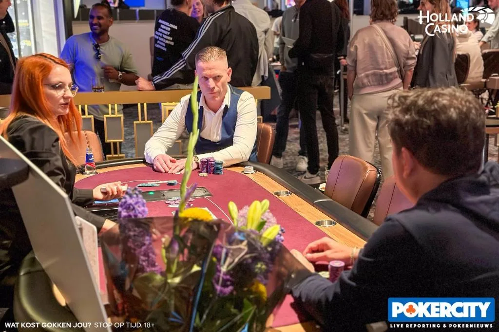 © 2026 Pokercity | Erik Tabak | 2026/06 - Amsterdam Poker Series - #10 - €2.200 High Roller Erik Tabak | 2026/06 - Amsterdam Poker Series - #10 - €2.200 High Roller